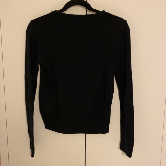 H&M Reindeer Christmas Sweater - Picture 2 of 4